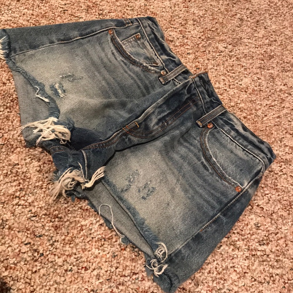 Levi’s shorts